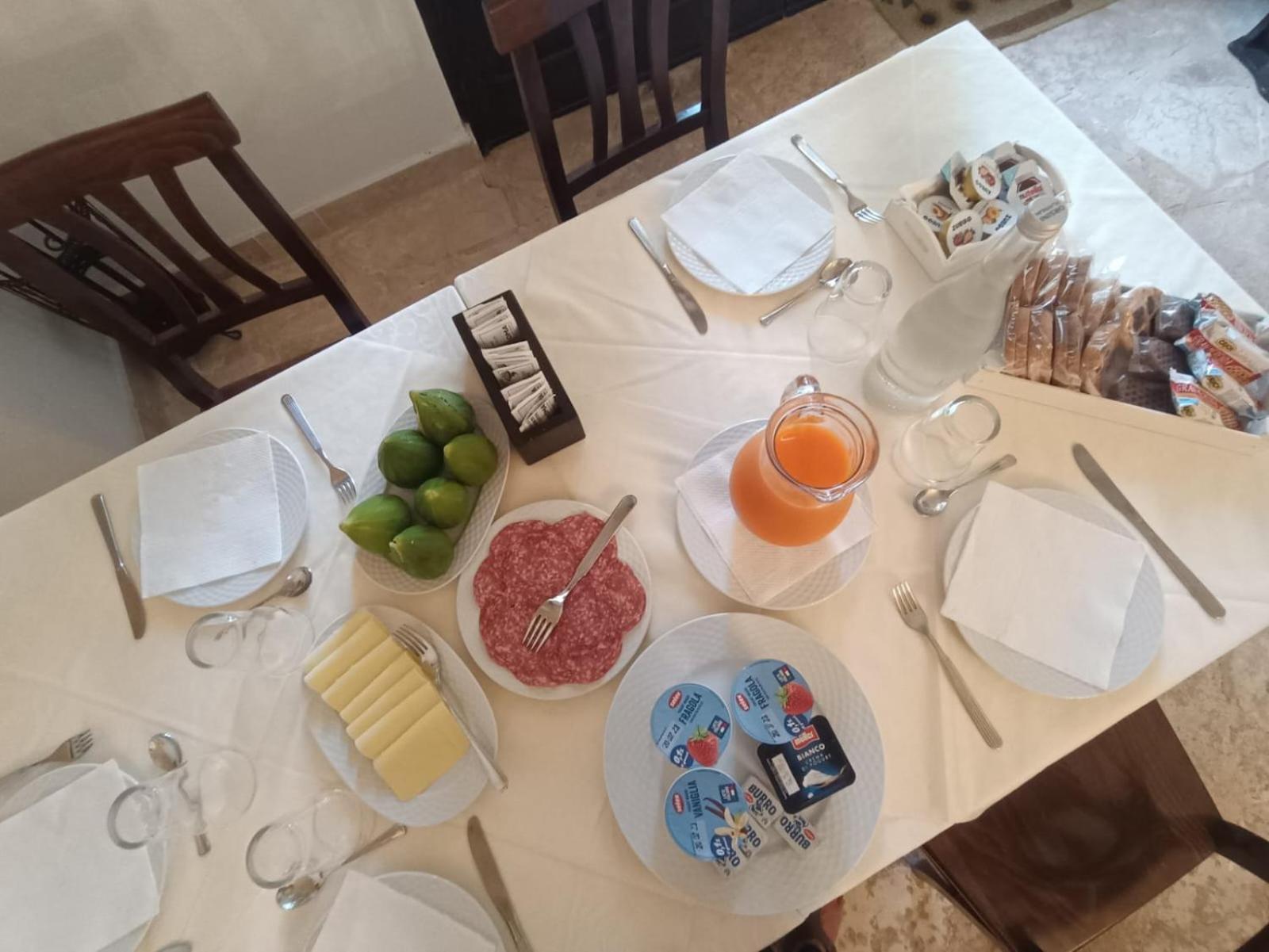 Dal Canonico Mola di Bari Esterno foto